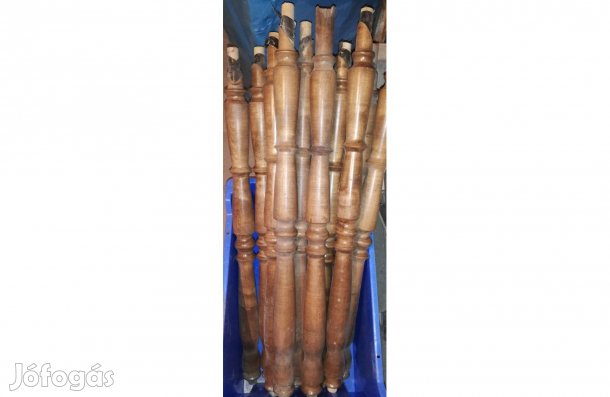 Fa belső lépcső korlát koloniál díszmarással csomag