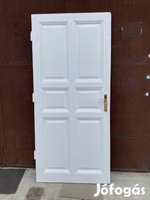 Fa betétes ajtó, beltéri ajtó 