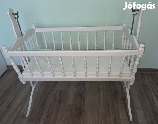 Fa bölcső új szivaccsal
