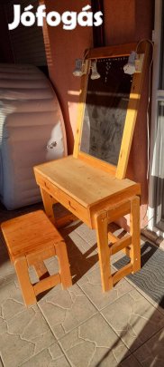 Fa bútor szett asztal tükör pad natúr egyben. Méretek a képek között!