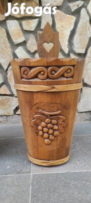 Fa esernyő tartó 