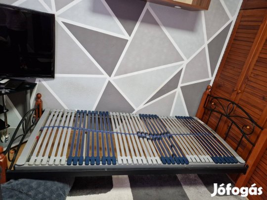 Fa+fémvázas ágy ,ágyráccsal