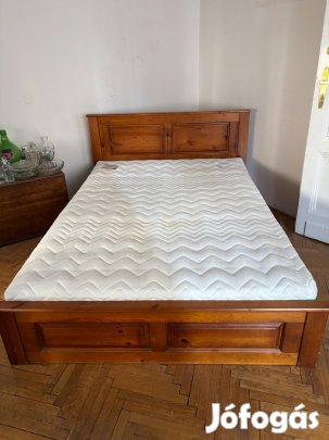 Fa franciaágy, matraccal, ágyráccsal