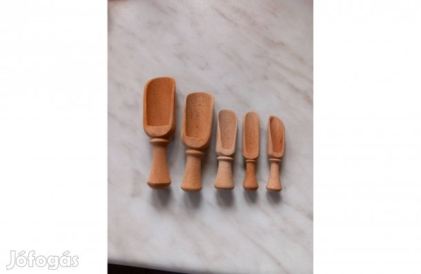 Fa fűszer adagoló kiskanál 5 db - Új (10,8,7,6 cm)