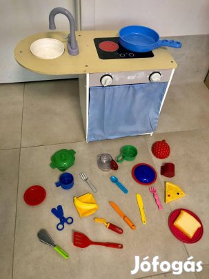 Fa gyerek konyha