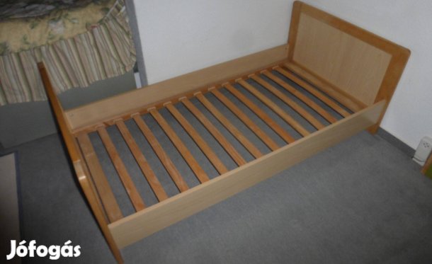 Fa gyerekágy kiságy