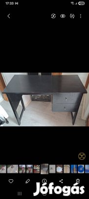 Fa íróasztal fiókokkal