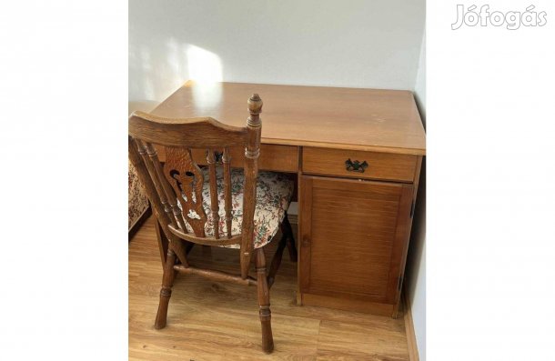 Fa íróasztal székkel eladó