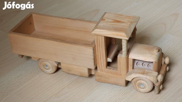 Fa játékautó eladó Szombathelyen
