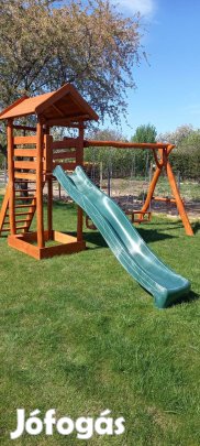 Fa játszóvár akácból és tölgyből egyenesen a gyártótól