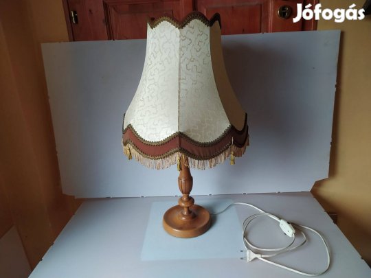 Fa kapcsolós asztali lámpa szövet búrával E27 foglalattal