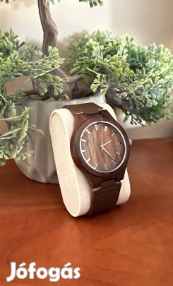 Fa karóra új állapotban