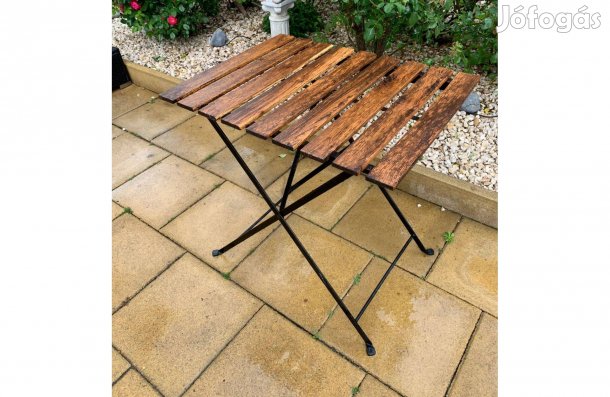Fa kerti asztal Fém Lábakkal 60 x 70 cm