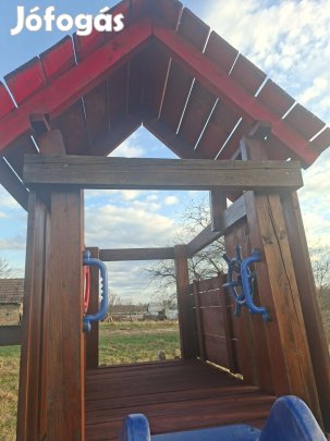 Fa kerti játszótér