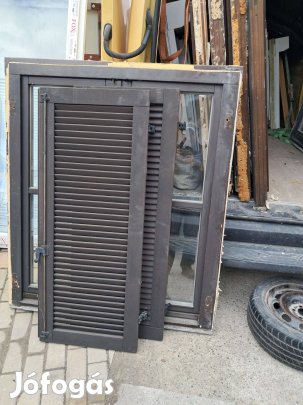 Fa kétszárnyas ablakok