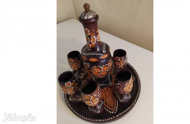 Fa kínáló készlet