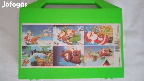 Fa kockák (24 db) tárolódobozban, hatféle kirakható Télapós képpel