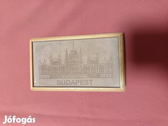 Fa láda Budapest dísz doboz tároló tartó eladó !