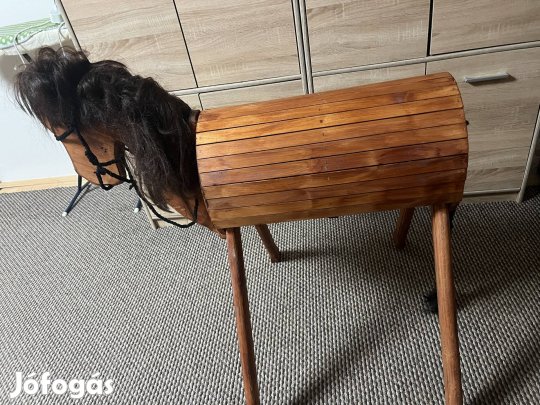 Fa ló, fa lovacska gyerekeknek