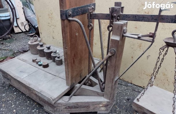 Fa mázsa súlyokkal