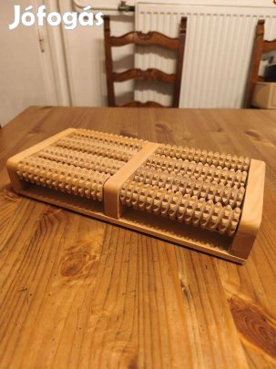 Fa négysoros kétoldalas talpmasszírozó