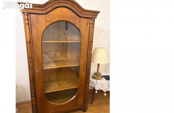 Fa szekrény eladó