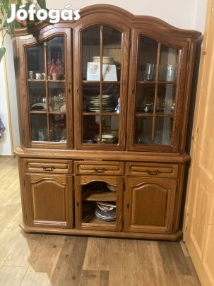 Fa tálaló szekrény