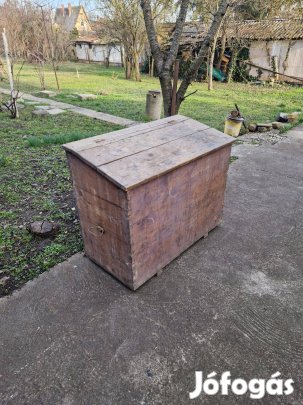 Fa tároló láda, hibátlan, 100cm széles, 50 cm mély, 80cm magas