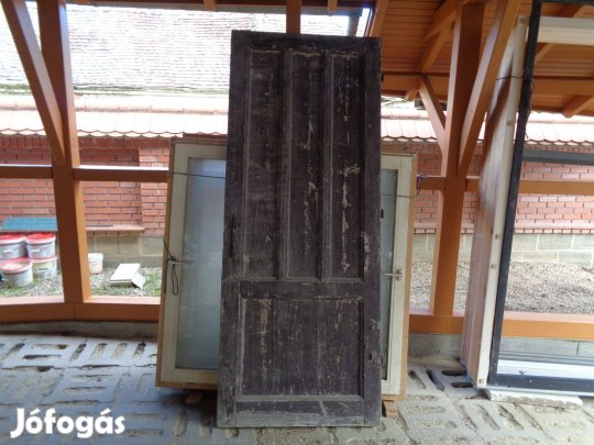Fa teleajtó, bontott