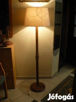 Fa testtel állólámpa eladó