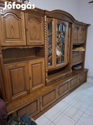 Fából készült, szép, nappali szekrénysor eladó 