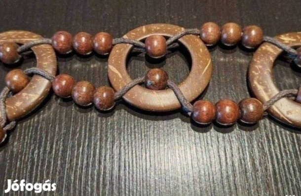 Fából készült női öv