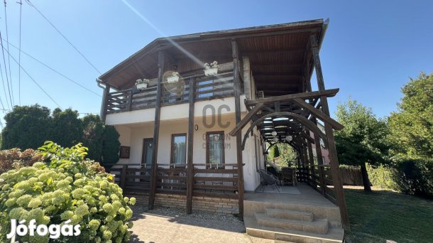 Fadd-Domboriban 5 szobás nyaraló eladó!