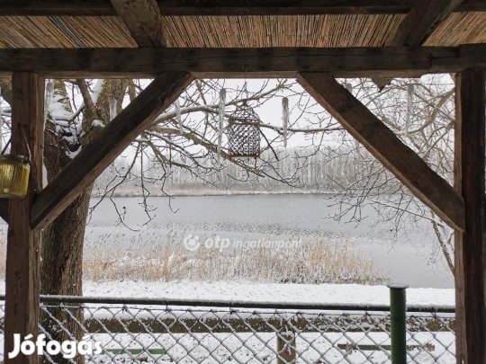 Fadd - vízparti ház, gyönyörű panorámával eladó!