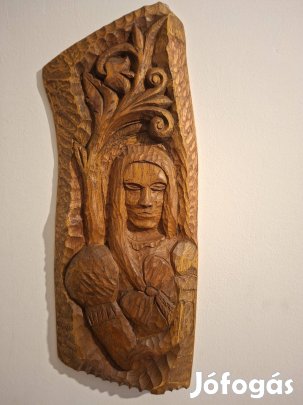 Fafaragás lakás disztárgy 