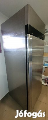 Fagyasztó szekrény 670l