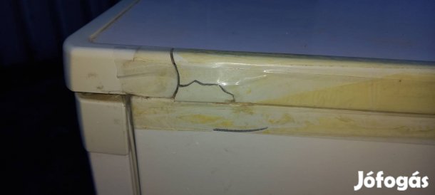 Fagyasztó szekrény  117L