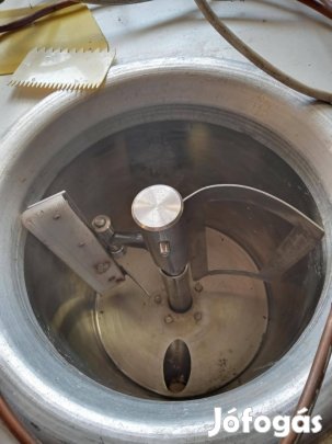 Fagylalt keverőgép