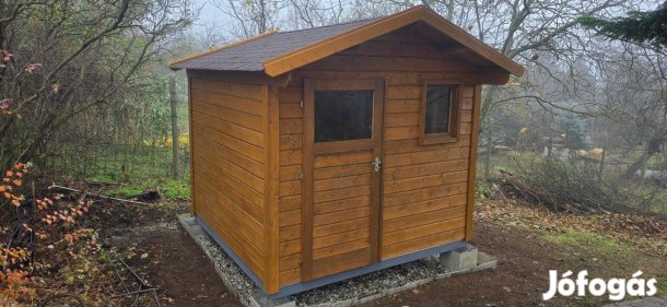 Faház kerti szerszámtároló