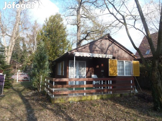 Faházas nyaraló és stég