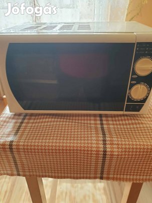 Fairline Mikrohullámú sütő