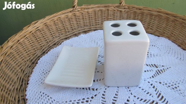 Fajansz fogkefe tartó