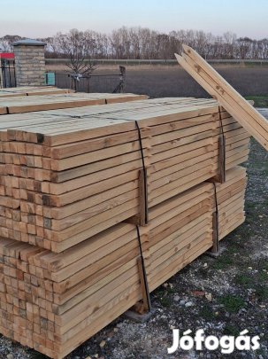 Fakaró eladó 4.5x4.5x250 cm fenyő