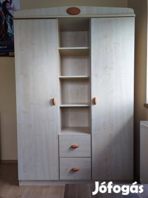 Faktum Nelli kétajtós akasztós, polcos baba, gyerek szekrény