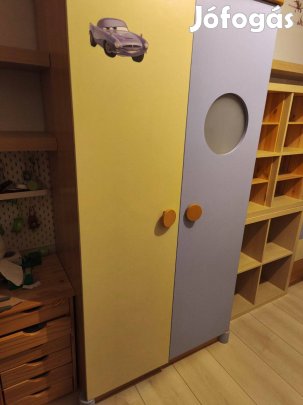 Faktum gyerekbútor szett eladó kedvező áron!