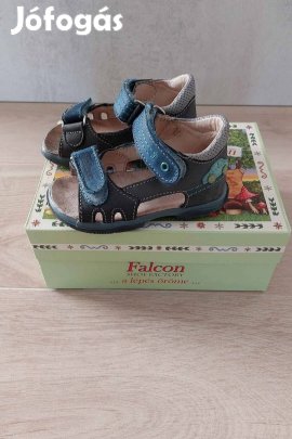 Falcon 23-as szandál