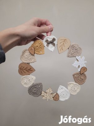 Falevél mintás koszorú/falidísz/ajtódísz