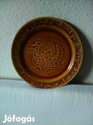 Fali tányér nemzetközi nőnap-gránit jelzett 24 cm