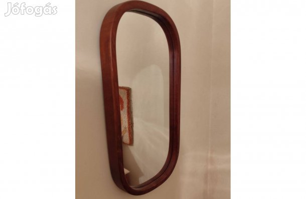 Fali tükör hajlított fa kerettel