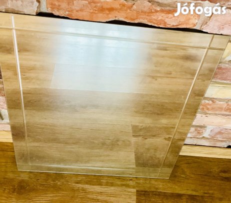 Fali tükör mart széllel